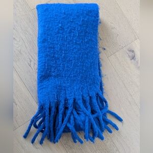 Bright Blue chunky soft scarf